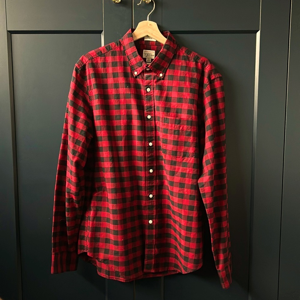 J Crew Buffalo Plaid Shirt 
Slim Cut Large 
American Pima Cotton